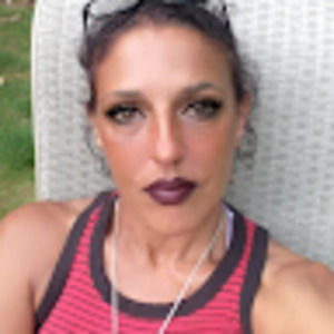 Meet your Posher, Virginia